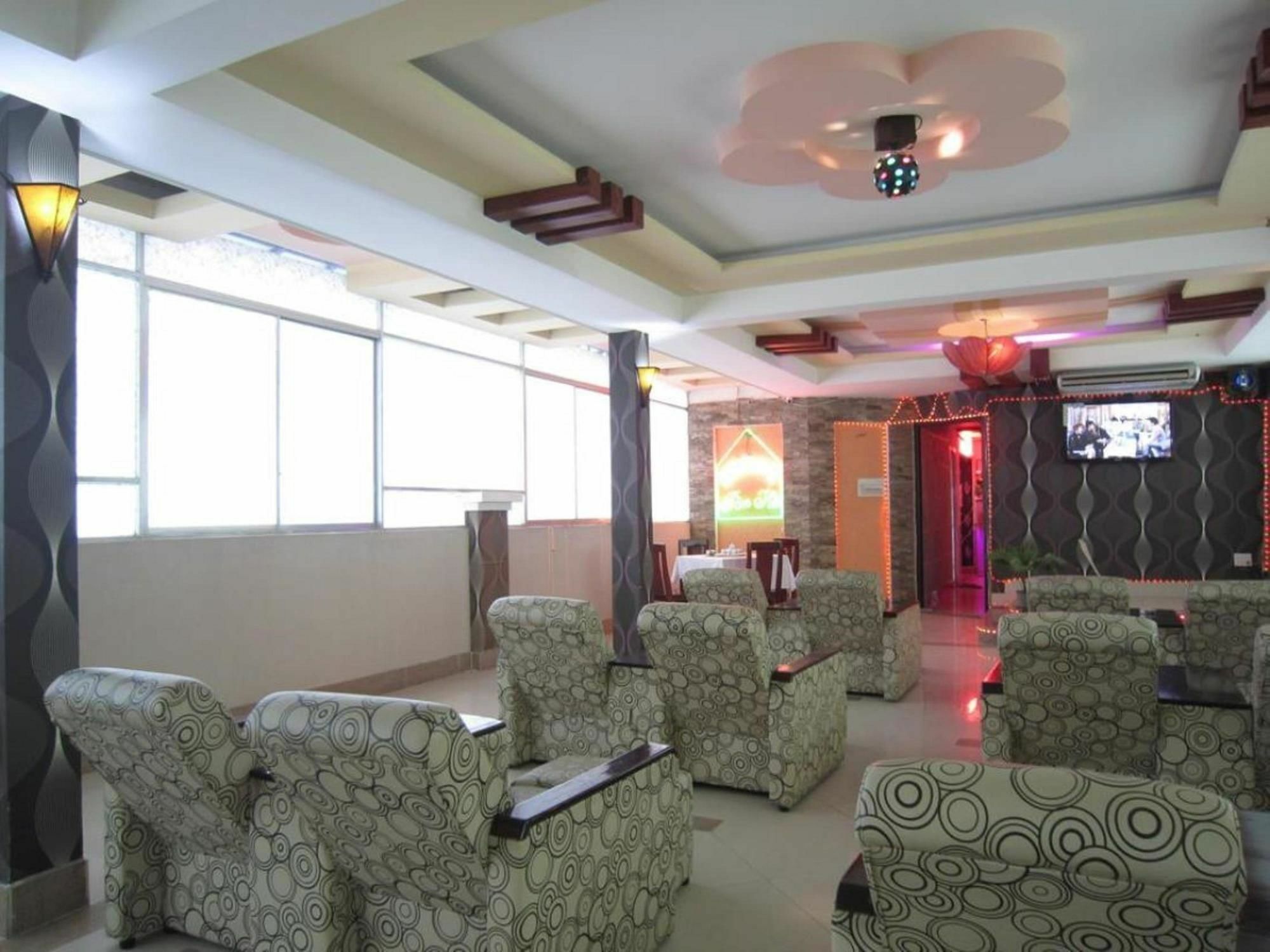 Oyo-253谭哈酒店 胡志明市 外观 照片